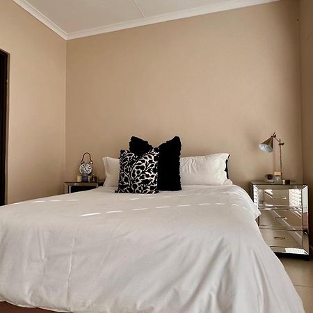 The Quirky Scandinavian Windhoek Dış mekan fotoğraf